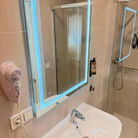 Guest house Ola 3*